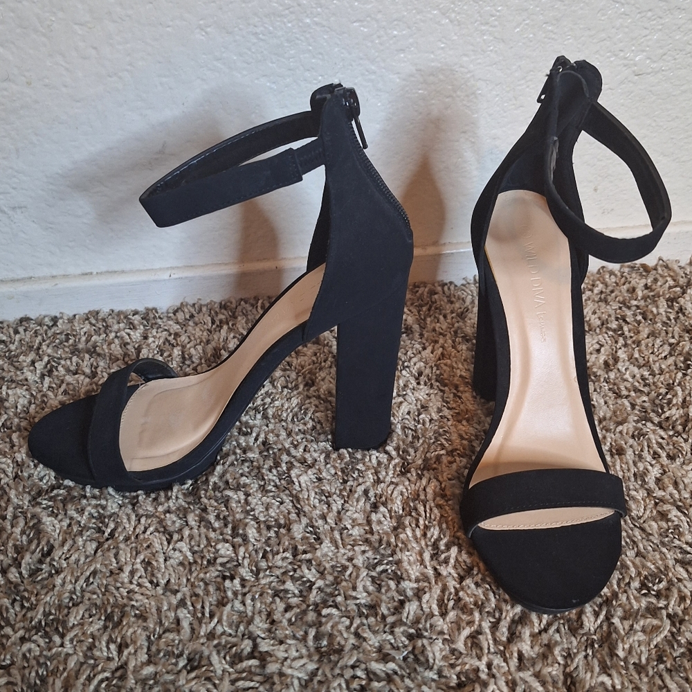 Womens 6.5 Black Heels